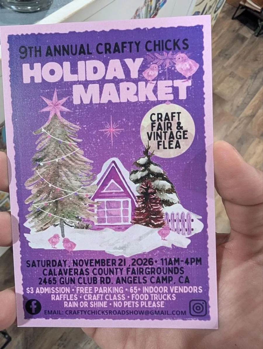 Crafty Chicks Holiday Market